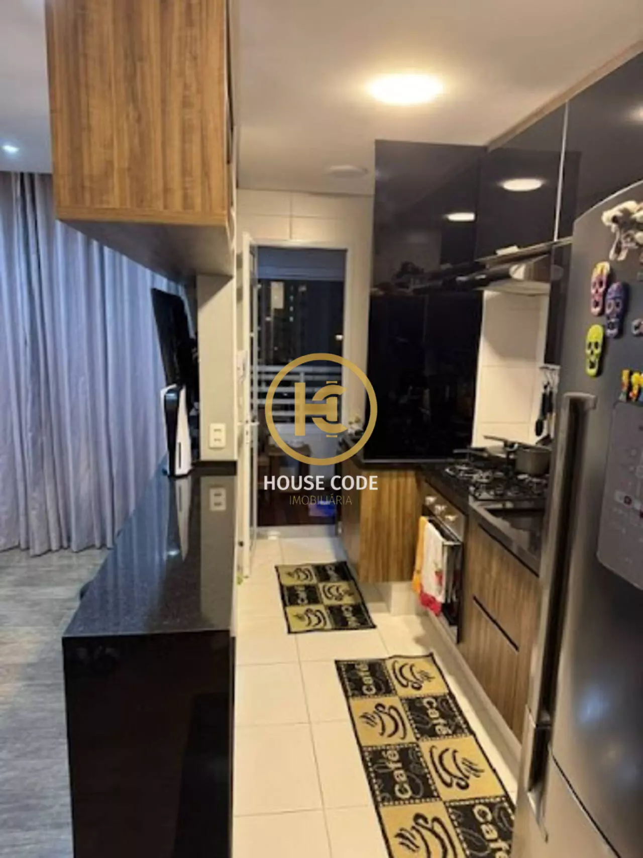 Apartamento no Centro de Osasco, com 67 m², 2 dormitórios, suíte, varanda integrada com vidro e lazer completo.