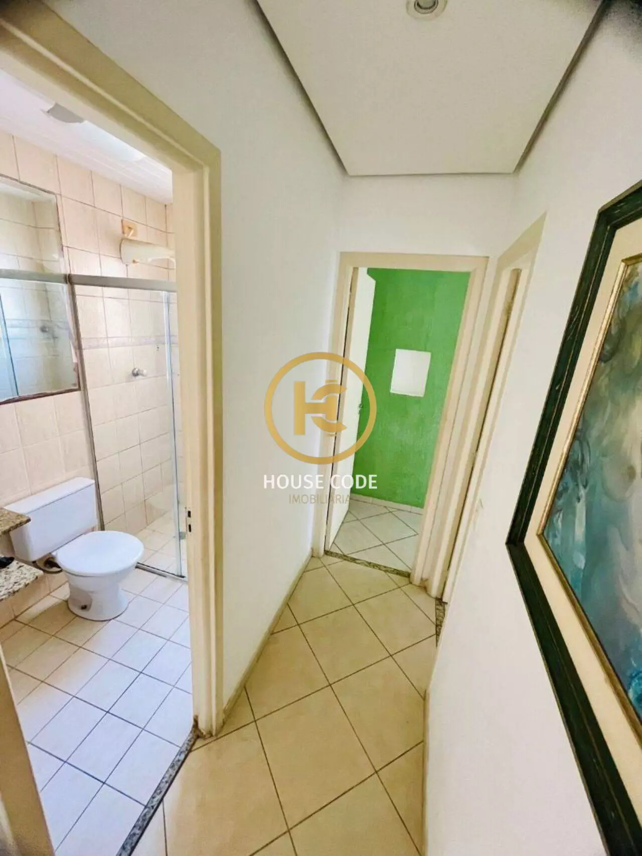 Apartamento no Edifício Fatto em Barueri com 58 m², dois dormitórios com armários, varanda, andar alto e condomínio com lazer completo.