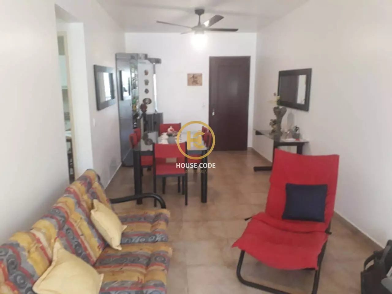 Apartamento Jardim Virginia Guarujá São Paulo AP0481 1 Apartamento no Jardim Virginia em Guarujá com 82 m², dois dormitórios, sacada, suíte e localizado a uma quadra da praia.