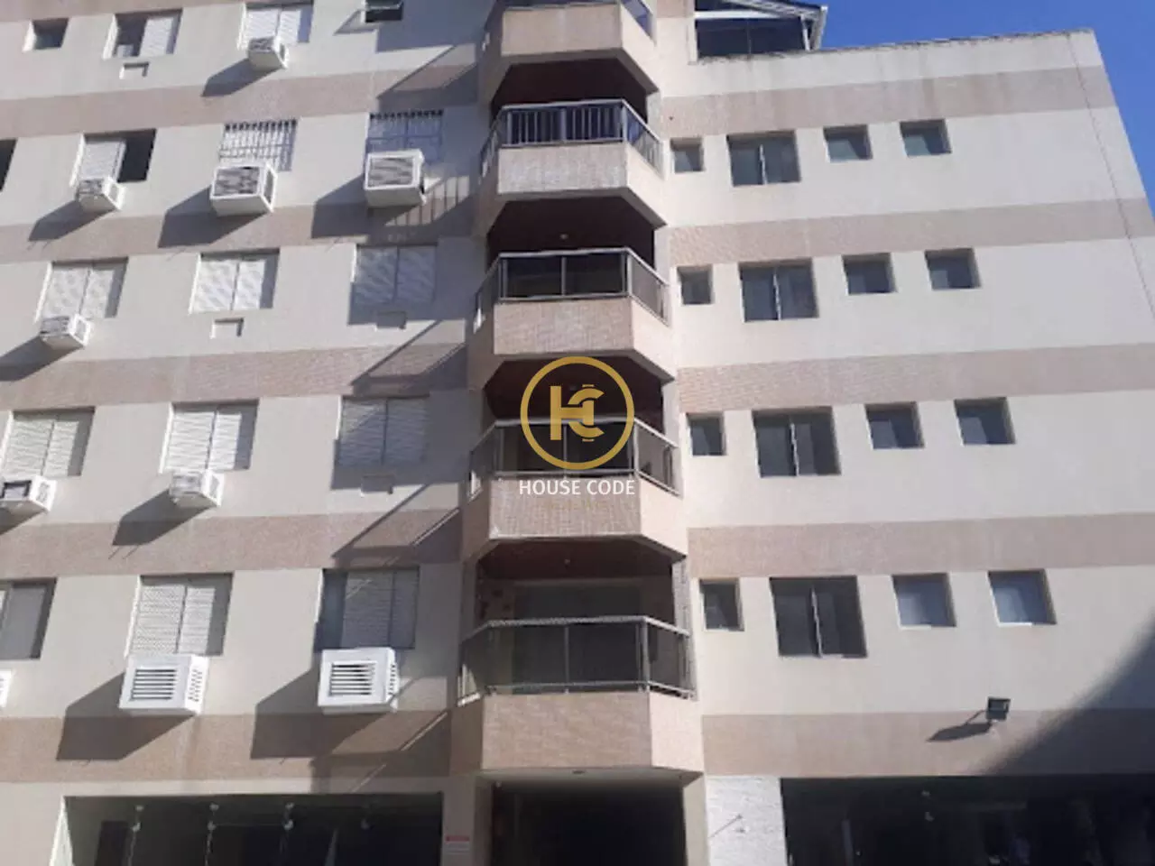 Apartamento Jardim Virginia Guarujá São Paulo AP0481 10 Apartamento no Jardim Virginia em Guarujá com 82 m², dois dormitórios, sacada, suíte e localizado a uma quadra da praia.