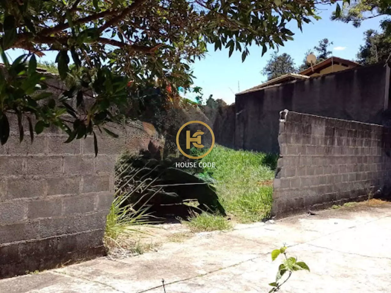 Terreno no Condomínio Nova Caieiras em Caieiras com 455 m², localização privilegiada próxima à portaria e infraestrutura completa.