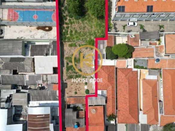 Terreno comercial na Vila Mangalot em São Paulo com 1.120 m², localização estratégica e fácil acesso às principais rodovias.