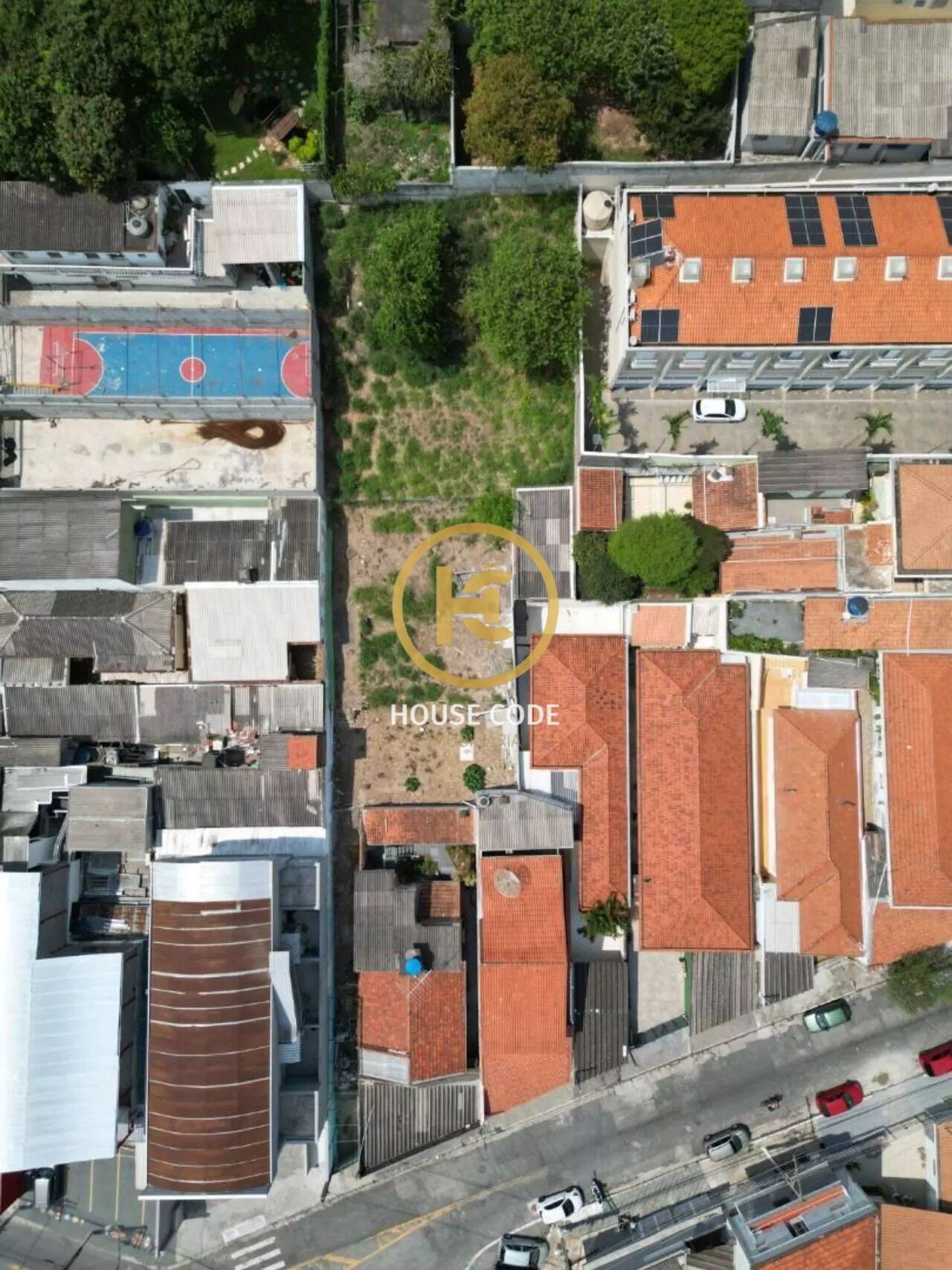Terreno comercial na Vila Mangalot em São Paulo com 1.120 m², localização estratégica e fácil acesso às principais rodovias.