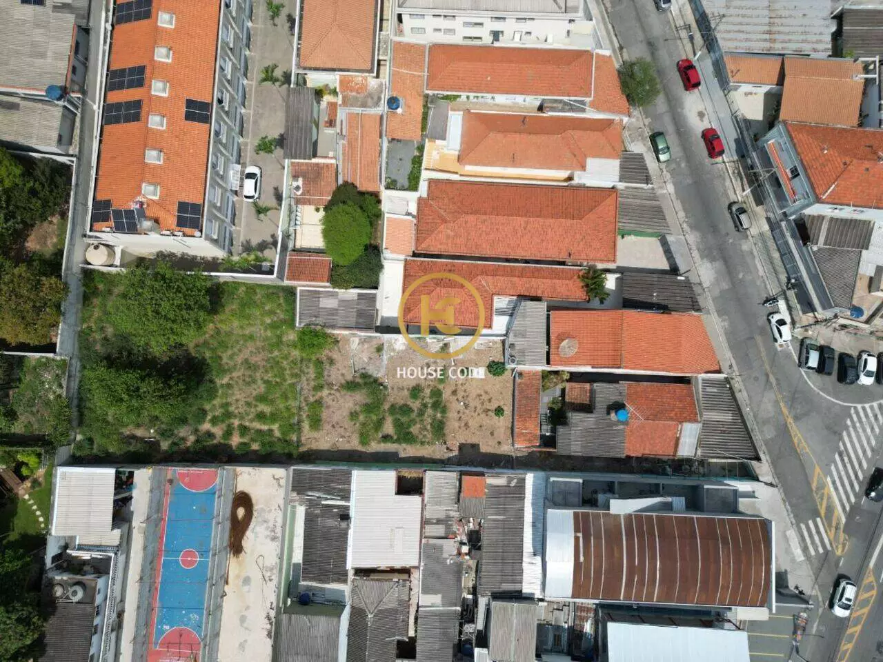 Terreno comercial na Vila Mangalot em São Paulo com 1.120 m², localização estratégica e fácil acesso às principais rodovias.