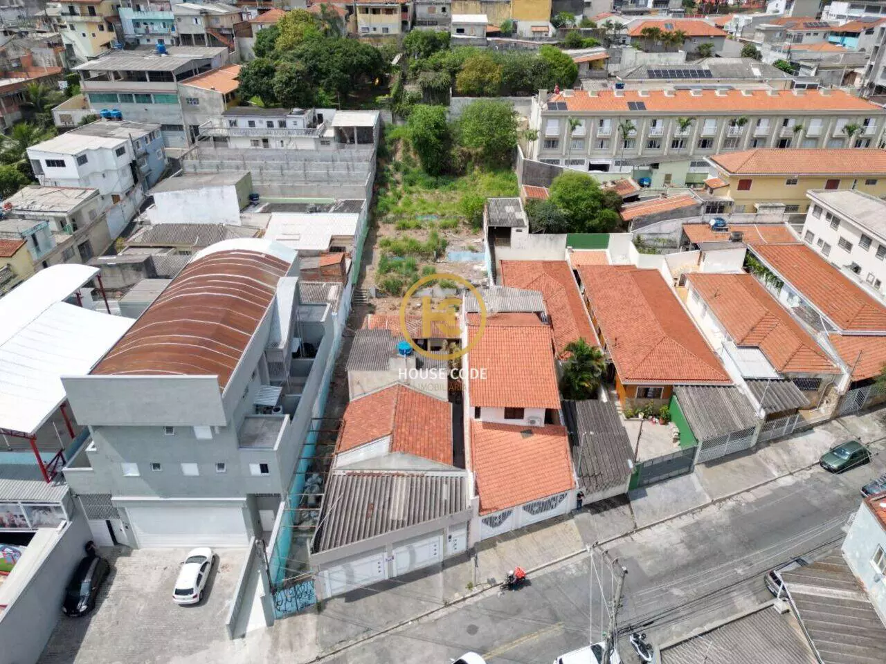Terreno comercial na Vila Mangalot em São Paulo com 1.120 m², localização estratégica e fácil acesso às principais rodovias.