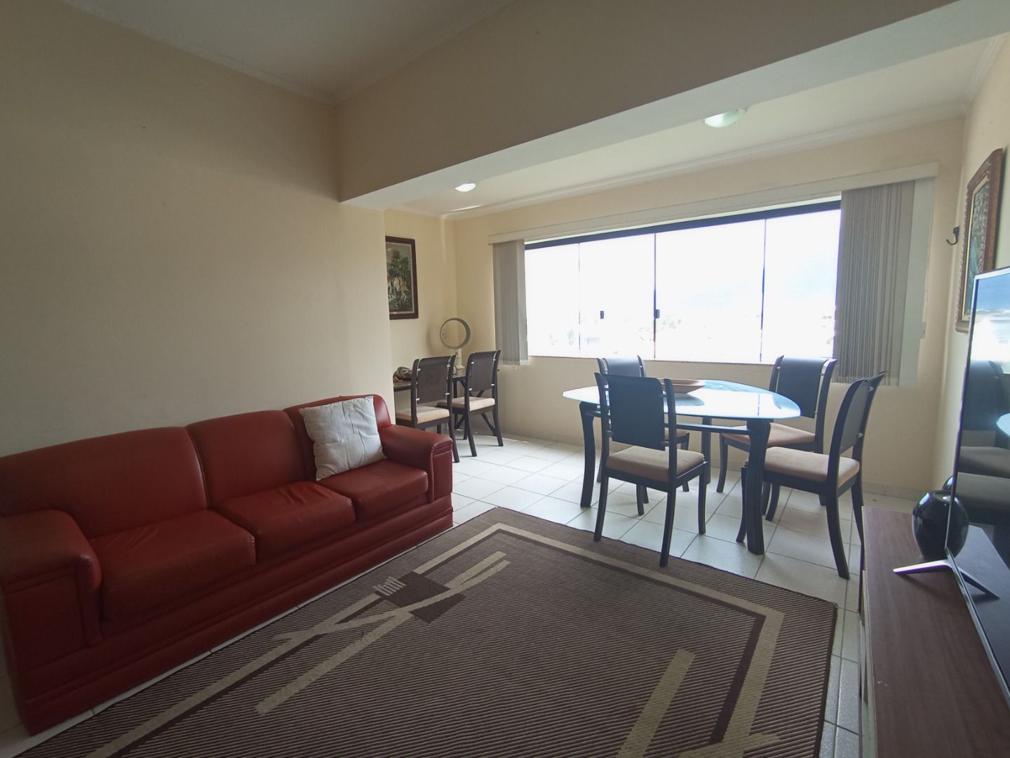 Cobertura duplex no Balneário Stella Maris, em Peruíbe, com 264 m², 3 dormitórios, suíte, jacuzzi, churrasqueira e área de lazer privativa.