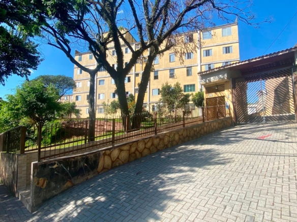 partamento no Condomínio Edifício Tabajara II com 52 m², 2 dormitórios, sala bem iluminada, vaga fixa e localização estratégica em São Paulo.