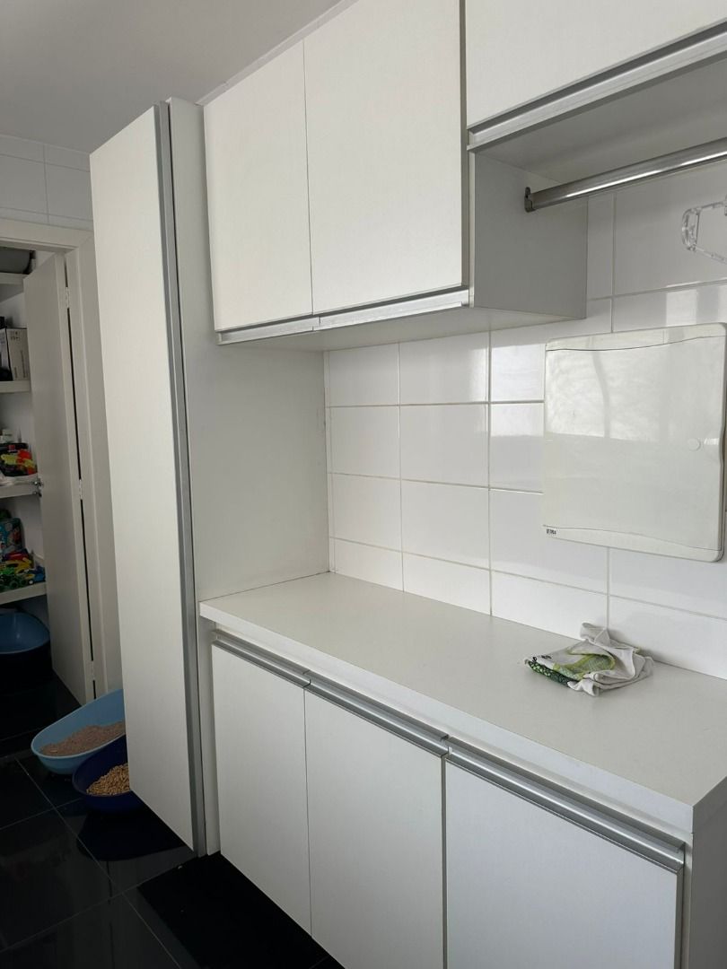 Apartamento no Centro Empresarial Tamboré, em Santana de Parnaíba, com 158 m², 3 suítes, varanda gourmet, 3 vagas e lazer completo.