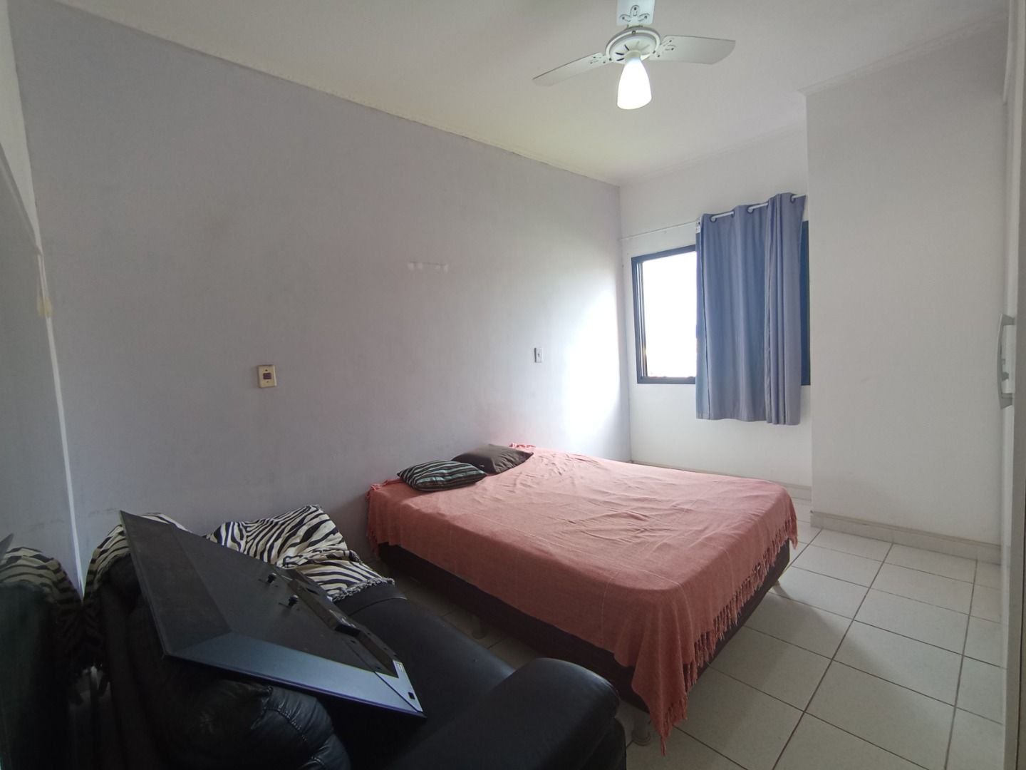 Cobertura duplex no Balneário Stella Maris, em Peruíbe, com 264 m², 3 dormitórios, suíte, jacuzzi, churrasqueira e área de lazer privativa.