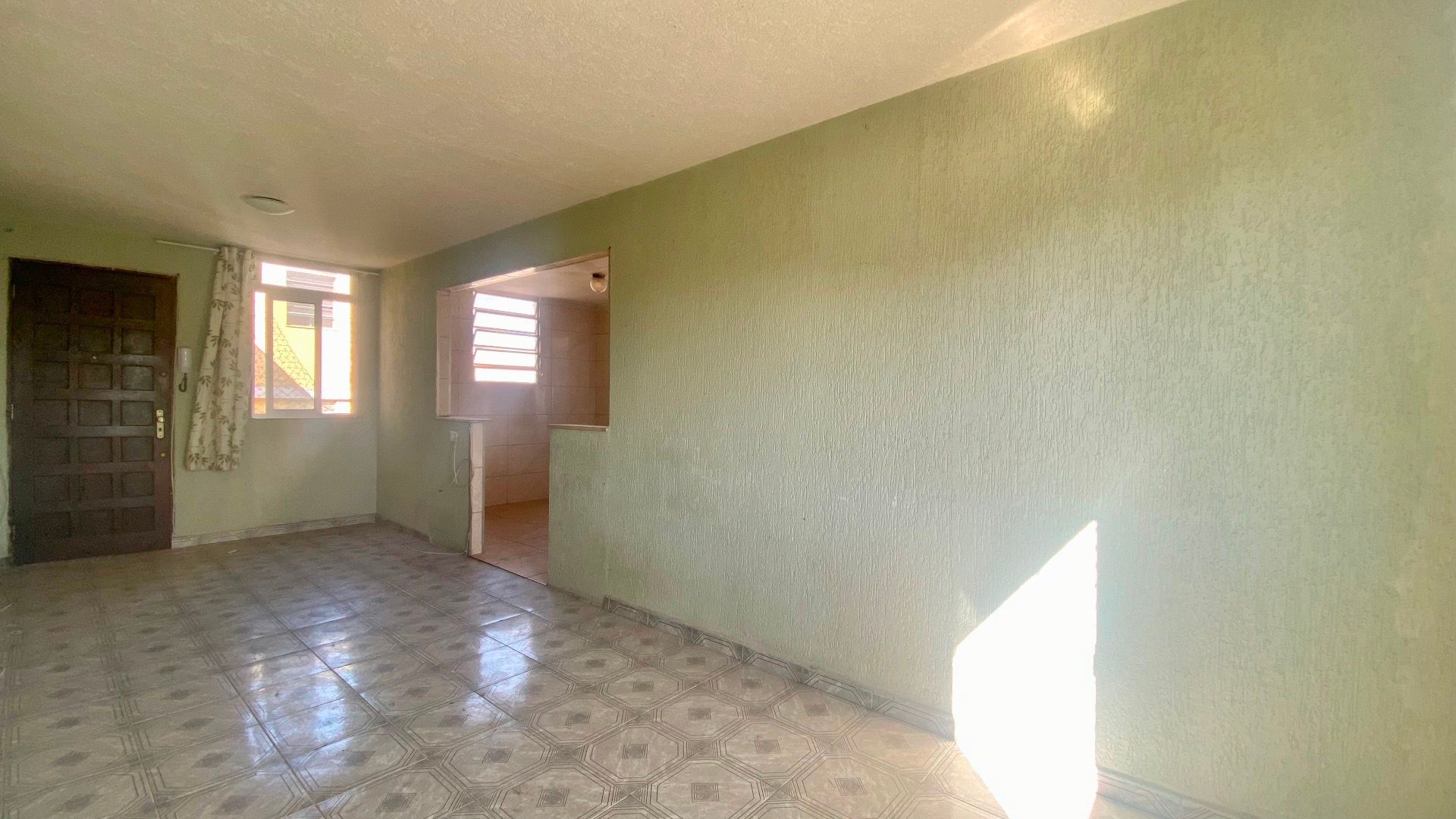 partamento no Condomínio Edifício Tabajara II com 52 m², 2 dormitórios, sala bem iluminada, vaga fixa e localização estratégica em São Paulo.