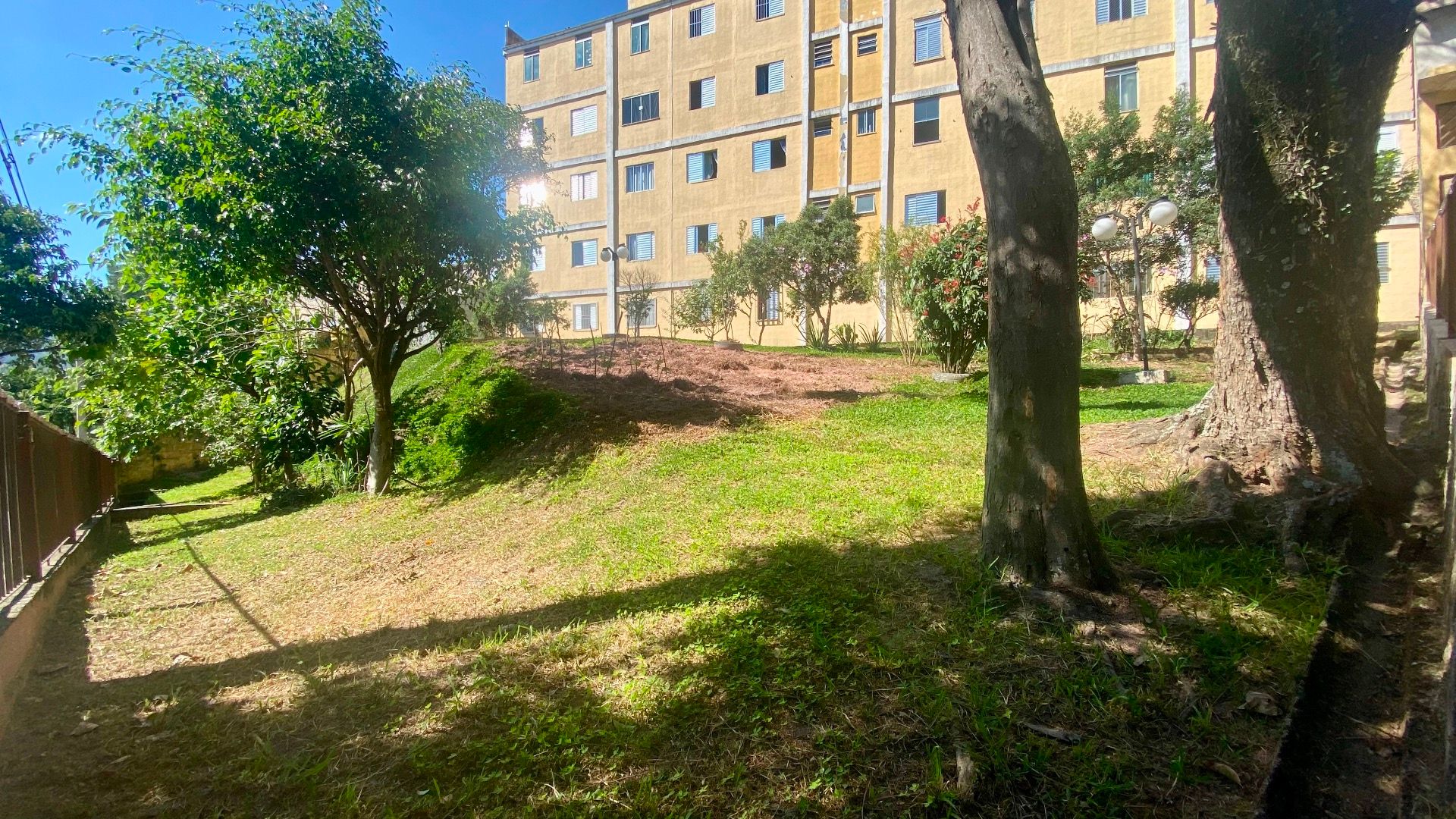 partamento no Condomínio Edifício Tabajara II com 52 m², 2 dormitórios, sala bem iluminada, vaga fixa e localização estratégica em São Paulo.