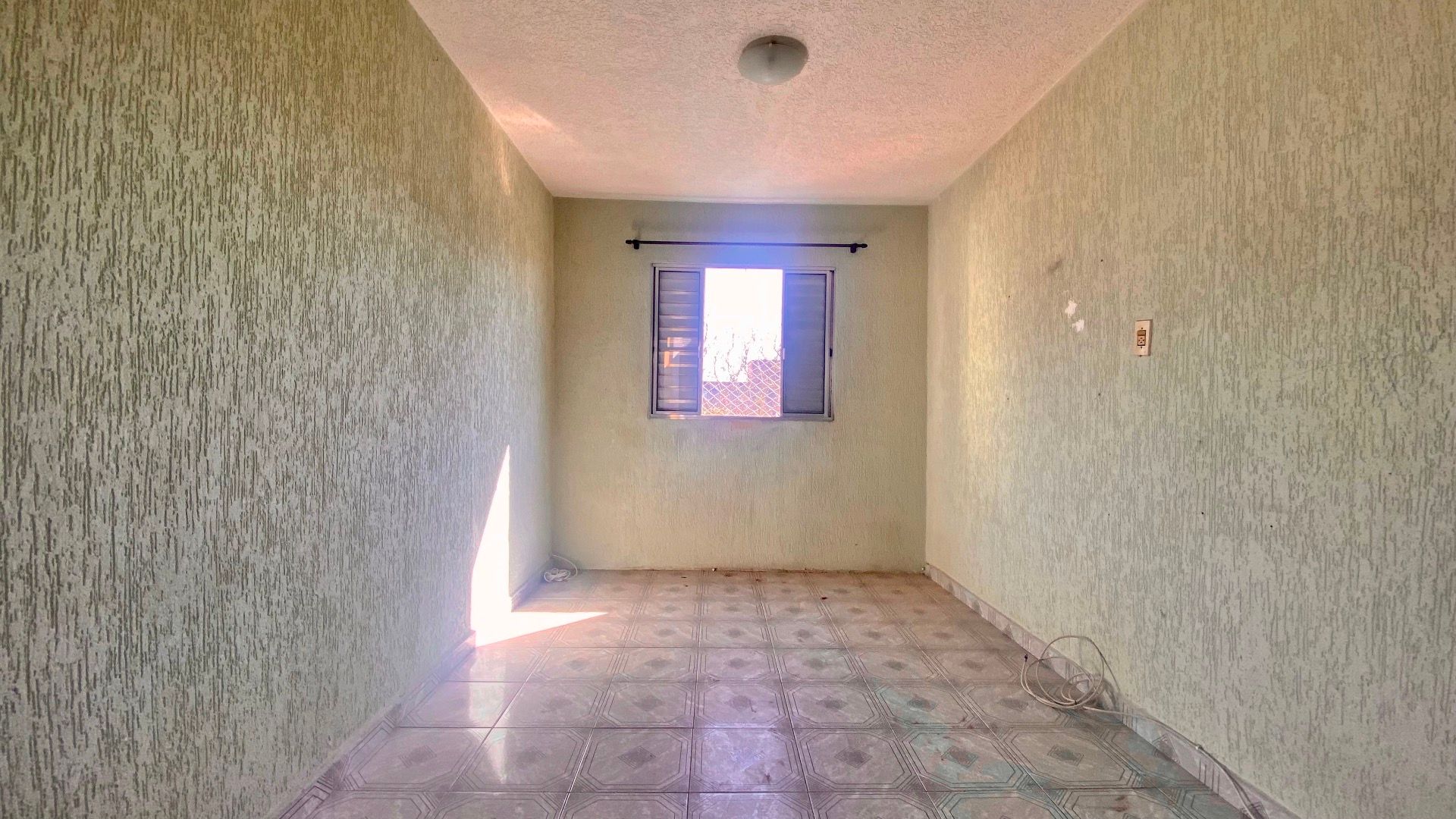 partamento no Condomínio Edifício Tabajara II com 52 m², 2 dormitórios, sala bem iluminada, vaga fixa e localização estratégica em São Paulo.