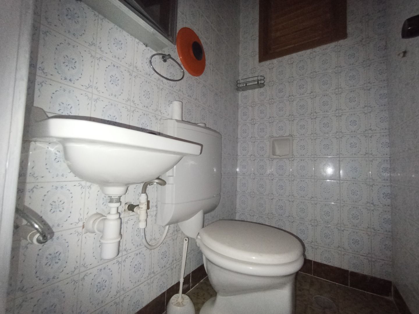 Apartamento no Centro de Peruíbe, frente para o mar, com 120 m², vista panorâmica e localização privilegiada.