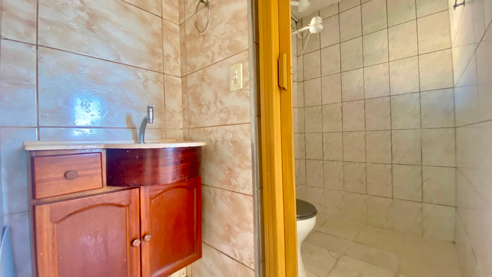 partamento no Condomínio Edifício Tabajara II com 52 m², 2 dormitórios, sala bem iluminada, vaga fixa e localização estratégica em São Paulo.