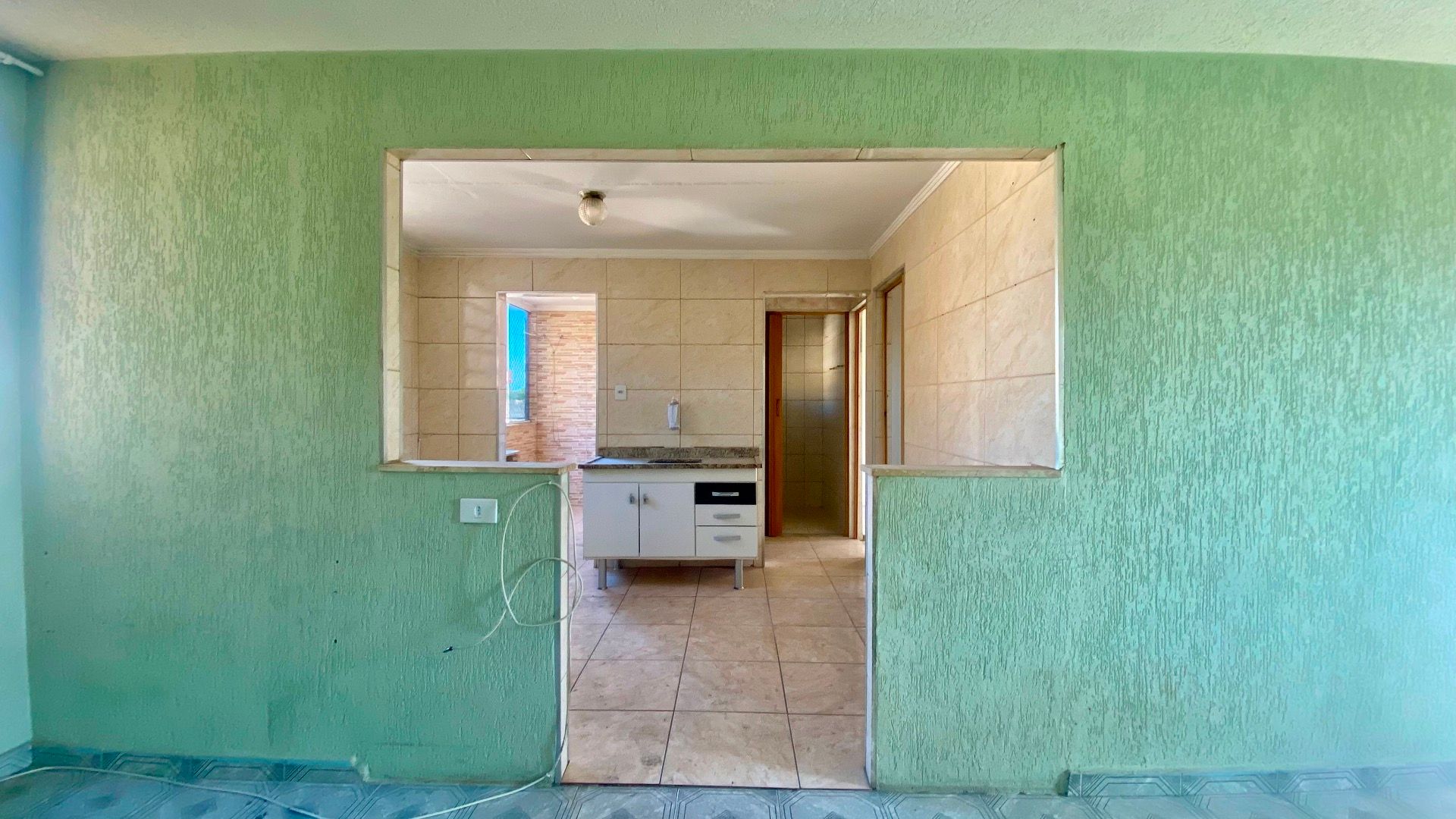 partamento no Condomínio Edifício Tabajara II com 52 m², 2 dormitórios, sala bem iluminada, vaga fixa e localização estratégica em São Paulo.