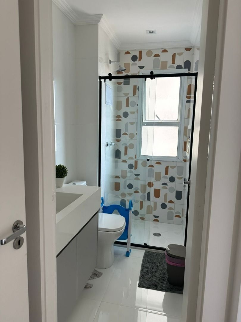 Apartamento no Centro Empresarial Tamboré, em Santana de Parnaíba, com 158 m², 3 suítes, varanda gourmet, 3 vagas e lazer completo.