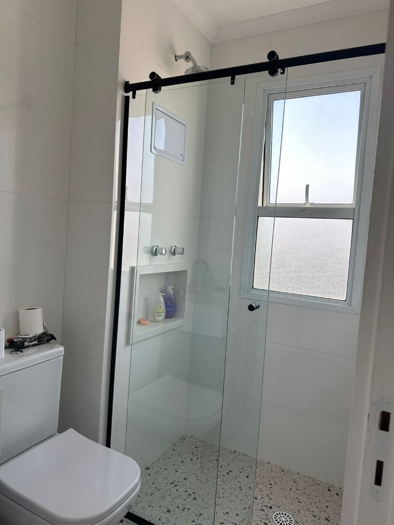 Apartamento no Centro Empresarial Tamboré, em Santana de Parnaíba, com 158 m², 3 suítes, varanda gourmet, 3 vagas e lazer completo.