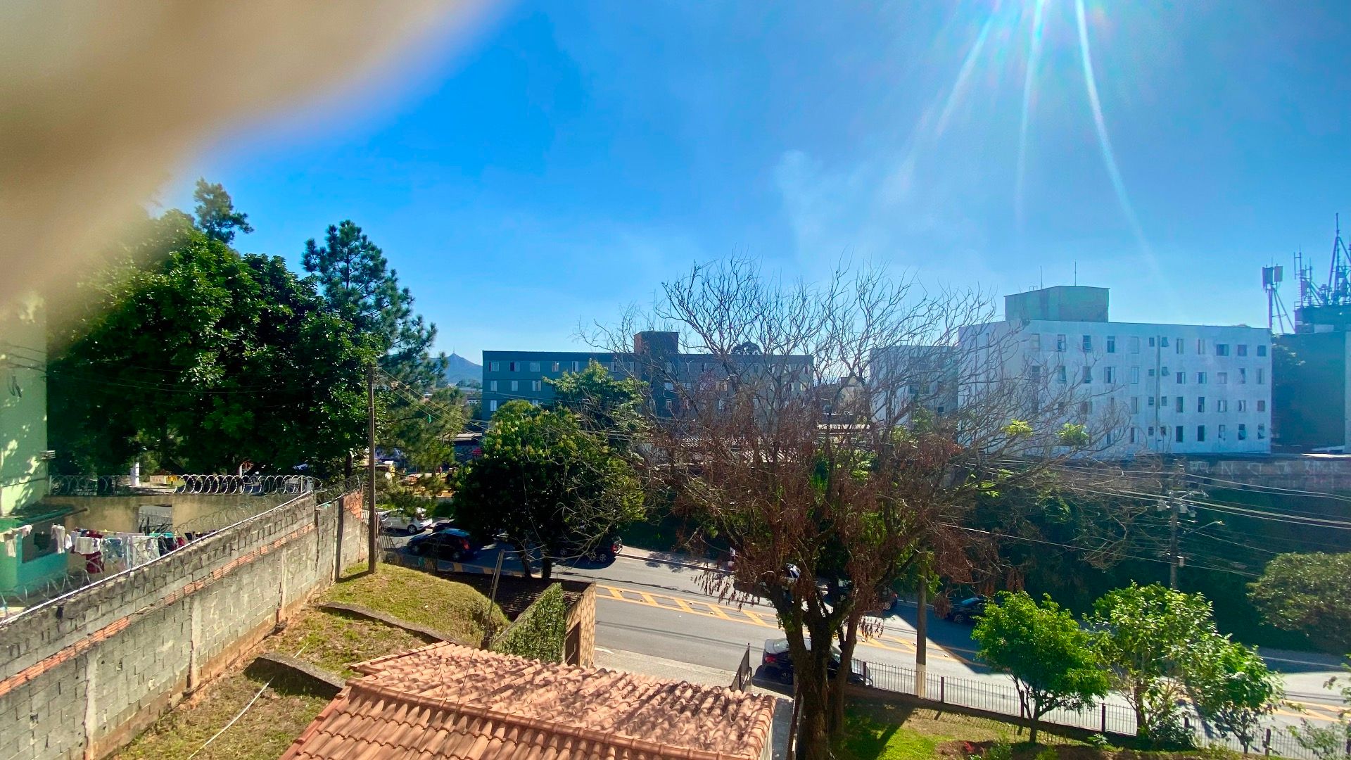 partamento no Condomínio Edifício Tabajara II com 52 m², 2 dormitórios, sala bem iluminada, vaga fixa e localização estratégica em São Paulo.