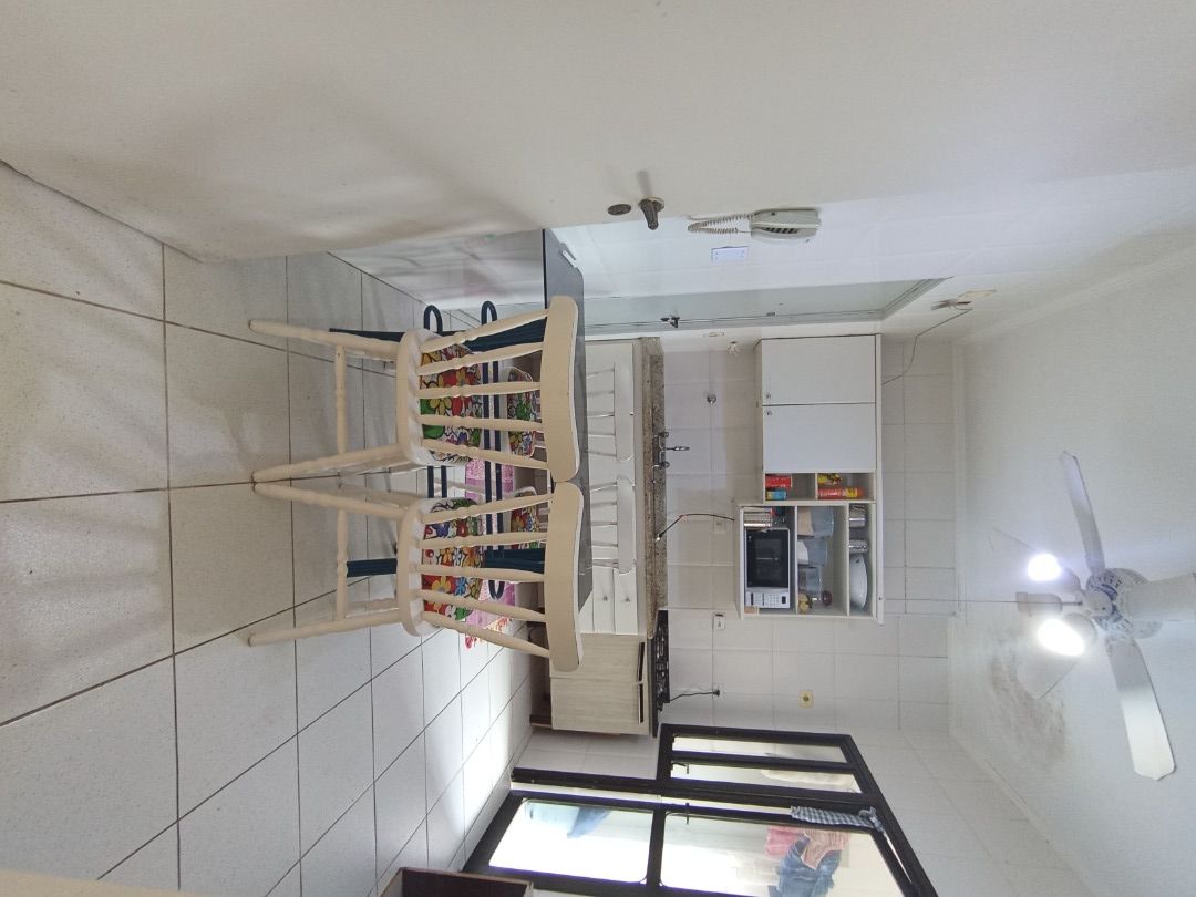 Cobertura duplex no Balneário Stella Maris, em Peruíbe, com 264 m², 3 dormitórios, suíte, jacuzzi, churrasqueira e área de lazer privativa.