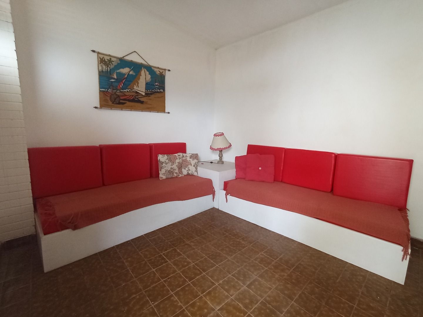 Apartamento no Centro de Peruíbe, frente para o mar, com 120 m², vista panorâmica e localização privilegiada.