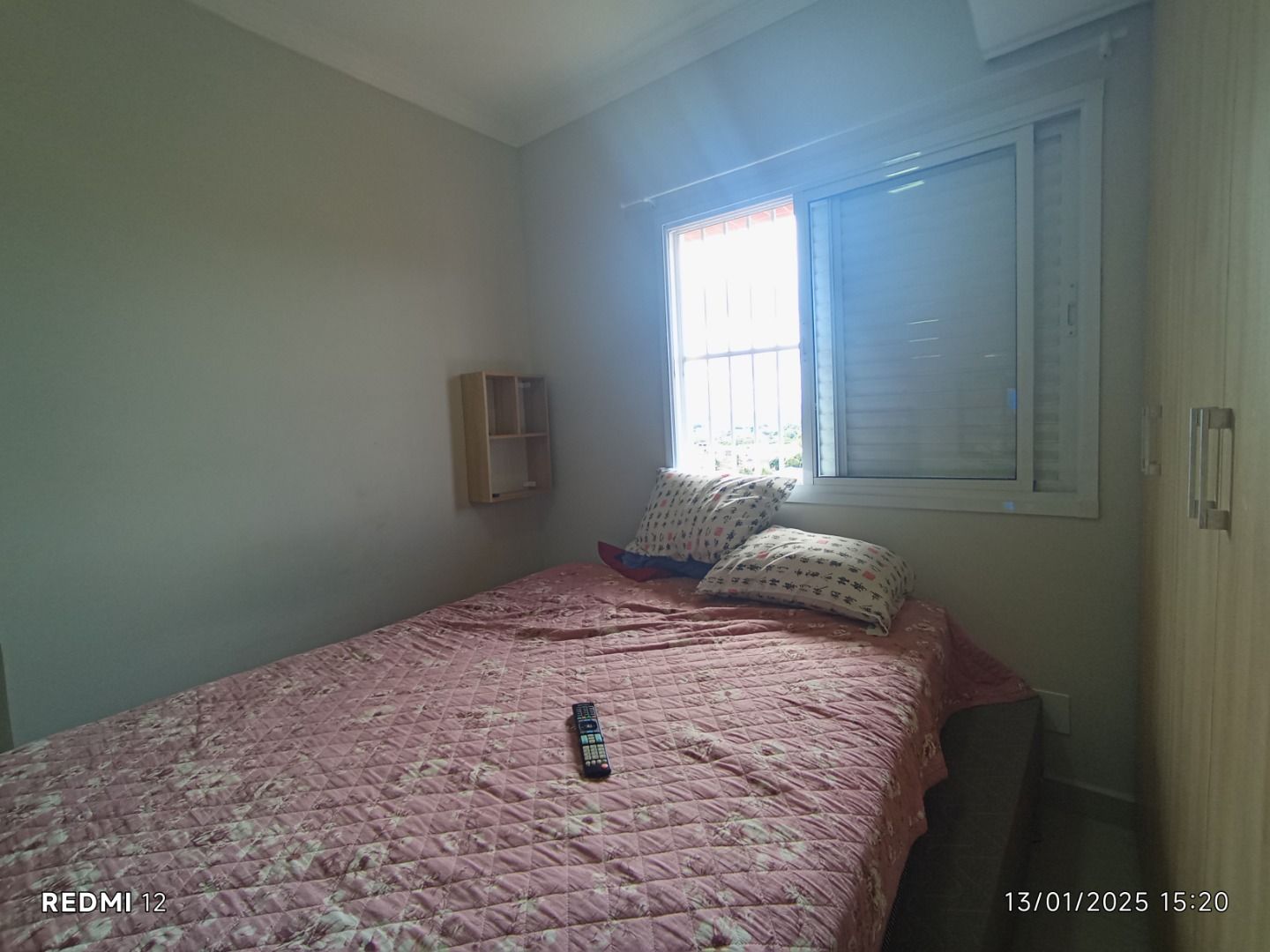 Apartamento duplex no Centro de Peruíbe com 280 m², 4 suítes, varanda gourmet, ofurô e vista permanente para o mar.